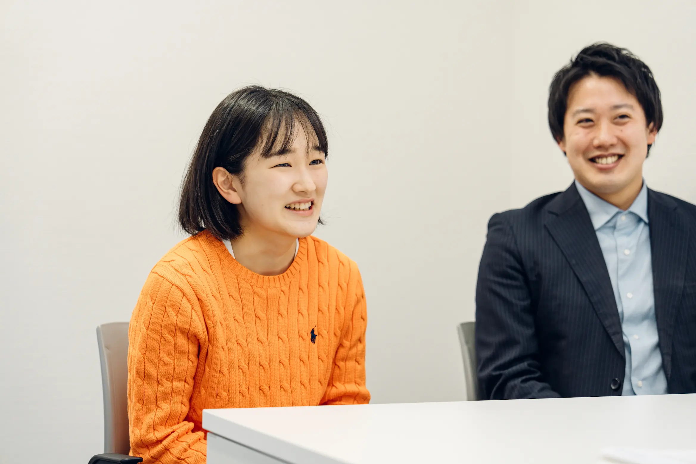 合格体験インタビューに答える生徒